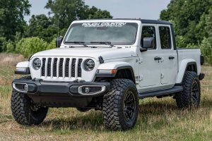 Jeep Gladiator Suspension Lift Kit - Front - Rough Country - 2.5 Inch Leveling Kits | Springs | M1 - '20-'23